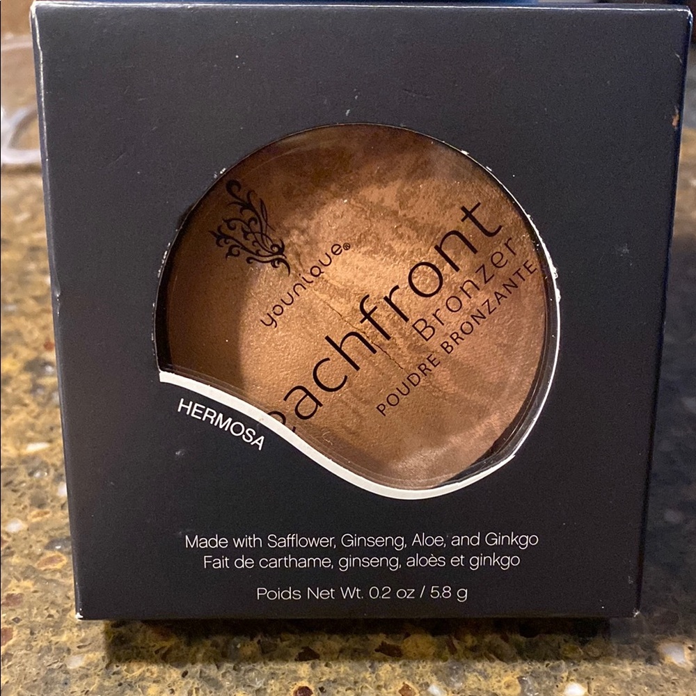 Younique Beachfront Bronzer Hermosa~New